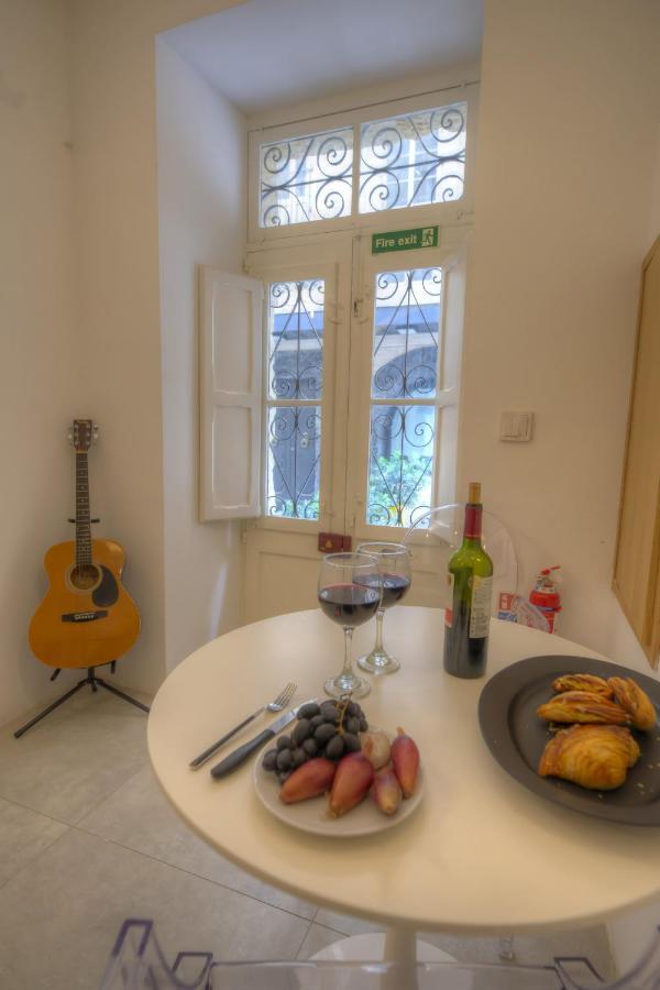 Cute And Modern Duplex Apartment In Ideal Location Rcas1-1 La La Valletta Esterno foto